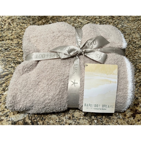 clearance wholesaler Barefoot dreams Dreams® Free CozyChic® Barefoot